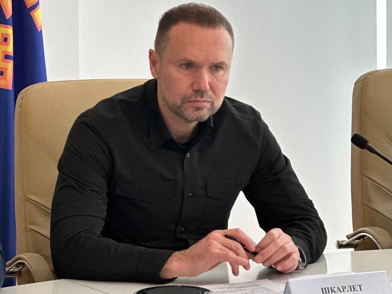 Шкарлет зазначив, що в Україні, "попри перешкоди", триває навчальний процес