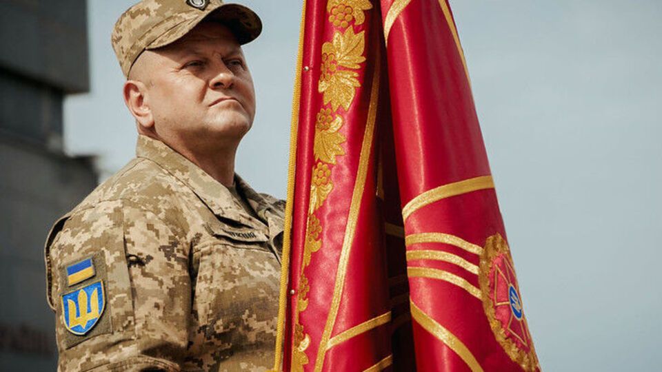 Ми ведемо війну не вісім місяців, а вісім років і вісім місяців. Ми тримаємося, перегруповуємося, нарощуємо резерви, зміцнюємо оборону і поступово звільняємо рідну землю