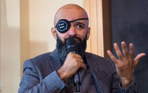 Сегодня на Подоле не было света, связи и можно было драматизировать, но даже сейчас мы живем в лучшие времена, потому что верим в победу