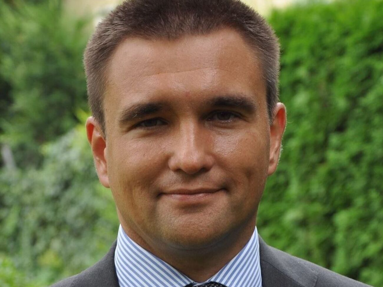 Маску нужна "политинформация". Если уже Киссинджер нас поддерживает, то Маска мы точно убедим