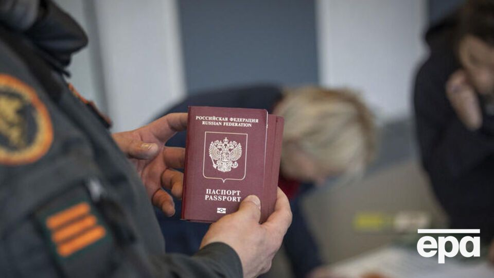 За різними оцінками з Росії із 21 вересня виїхало від 700 тис. до 1 млн осіб