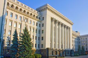 На території Донецької, Луганської, Миколаївської, Харківської та Херсонської областей триває відновлення роботи органів держвлади, зазначили в ОПУ