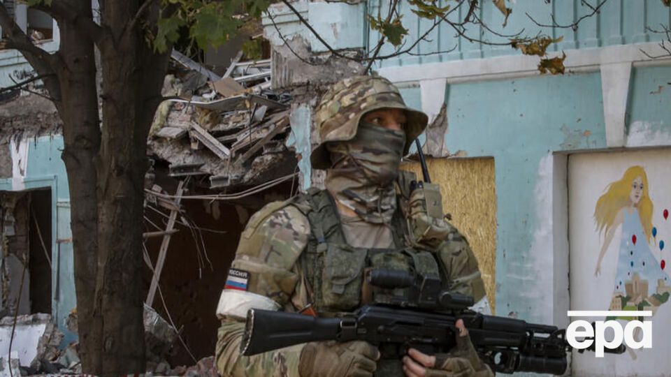 Російським військовим радять добровільно здаватися в полон