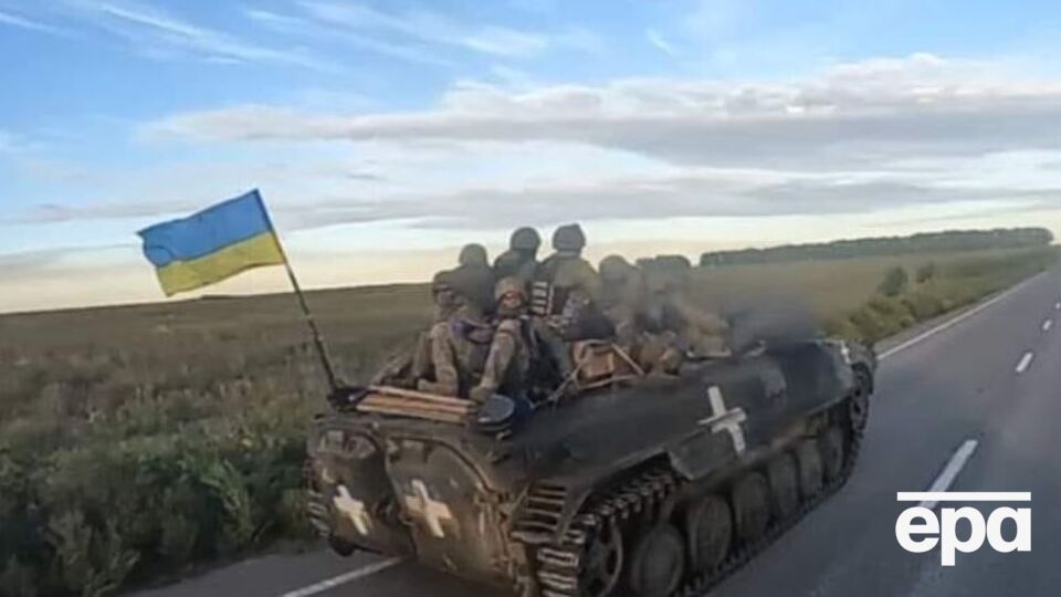 Украинские военные продвигаются в направлении Сватово