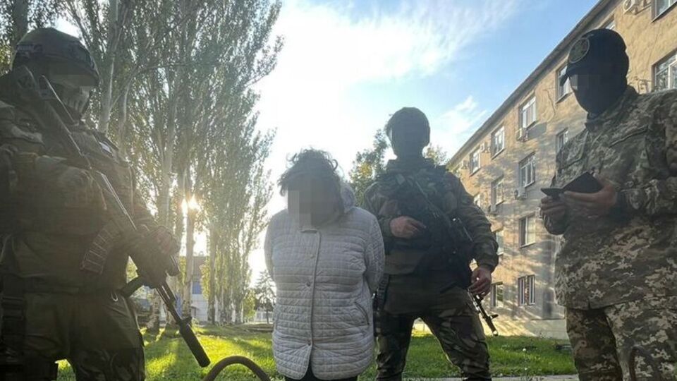 Затриману жінку підозрюють у передаванні відомостей про українських військових окупантам