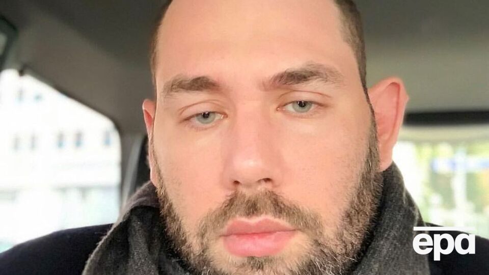 Слепаков живет в Тель-Авиве