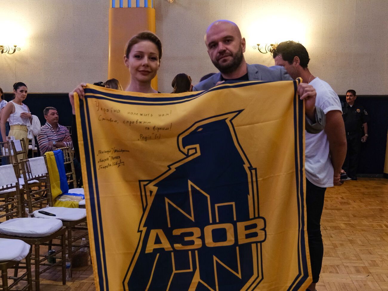 Тина Кароль: Наши воины &ndash; герои из стали, они являются символом новейшей истории Украины