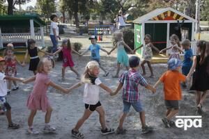 По информации Сергея Хланя, оккупанты приглашают детей поехать в аннексированный Крым на оздоровление