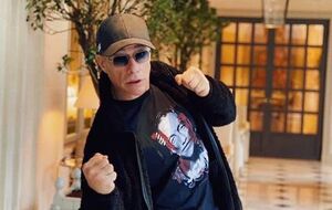 Ван Дамм родился в 1960 году