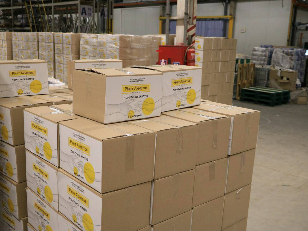 Всего в 2022 году для жителей Украины будет передано полмиллиона наборов с продуктами питания от Фонда