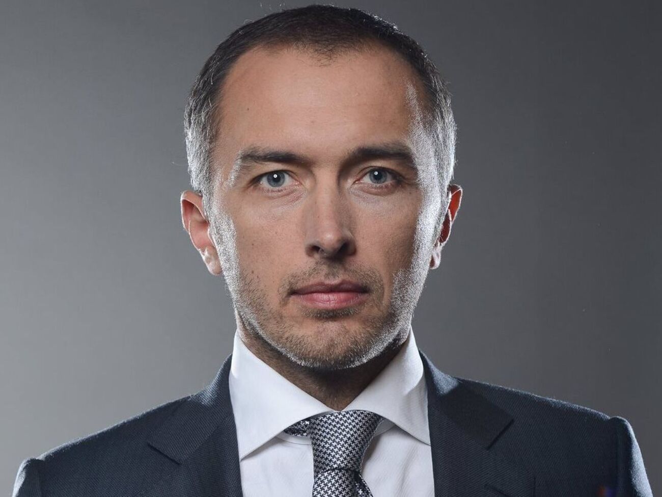 Пышный в настоящее время является советником главы "Ощадбанка"