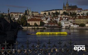 Активісти Greenpeace закликають лідерів країн ЄС відмовитися від викопного палива