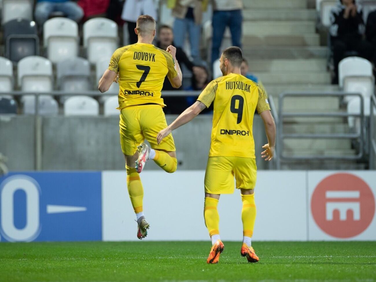 Довбик забил уже на 5-й минуте игры