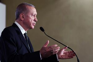 Эрдоган назвал "важным дипломатическим успехом" открытие "зернового коридора" и обмен пленными между Украиной и РФ