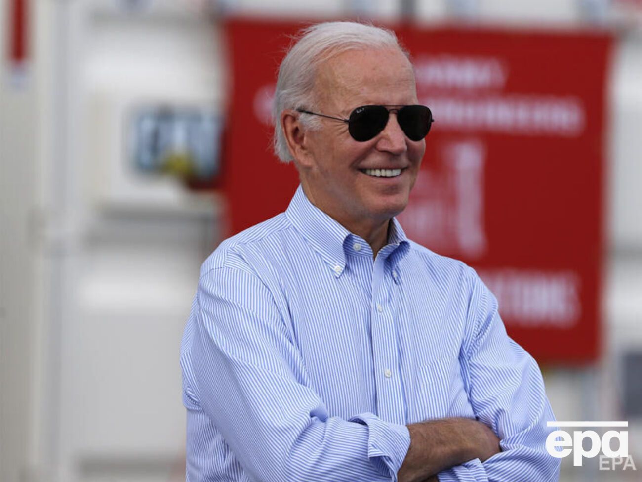 Президент США запропонував прибрати марихуану зі списку небезпечних наркотиків