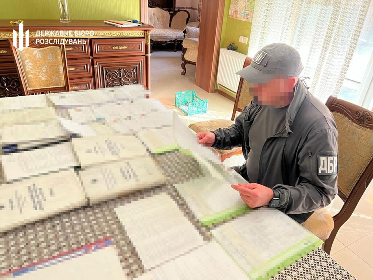 Слідчі збирають докази причетності фігурантів до співпраці з окупантами