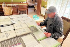 Слідчі збирають докази причетності фігурантів до співпраці з окупантами