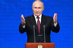 Путин может решиться на применение тактического ядерного оружия, считает Болтон