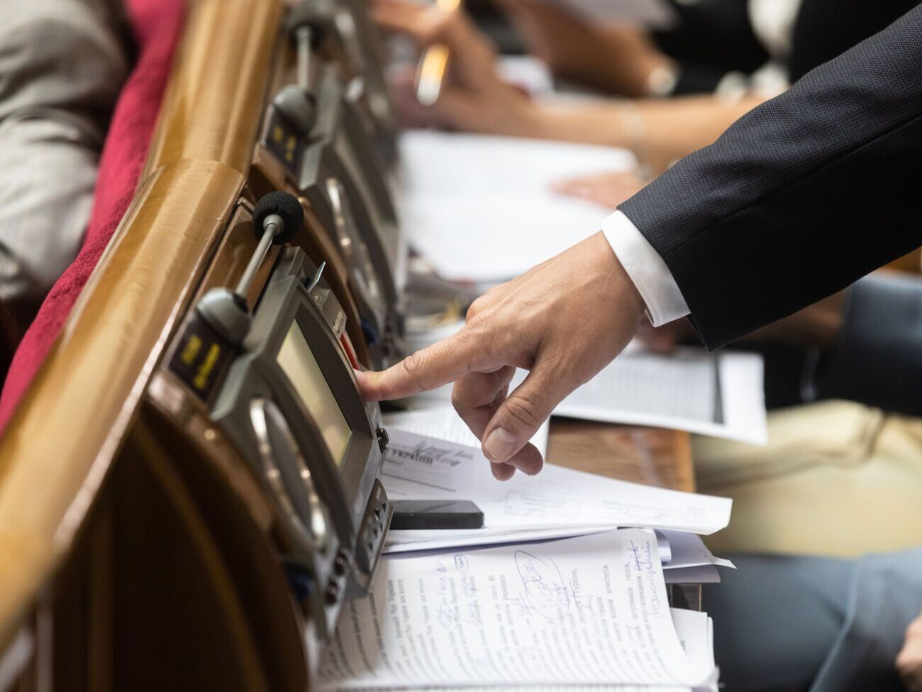 Законопроєкт про держбюджет у першому читанні підтримав 251 нардеп