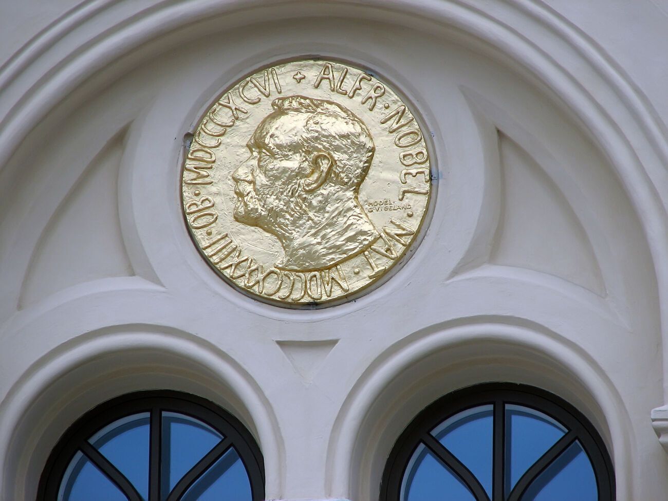 Нобелевскую премию мира получили правозащитники из Украины, Беларуси и России