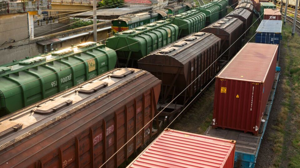 У червні "Укрзалізниця" підвищила тарифи на вантажні залізничні перевезення на 70%