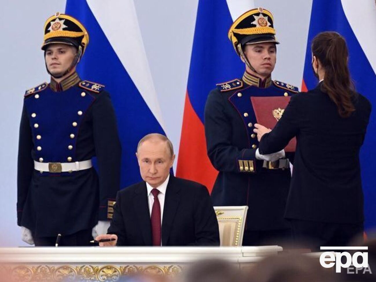 Путін постарався, щоб його виступ із натяками на використання ядерної зброї мав страхітливий вигляд, вважає Латиніна.