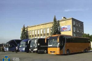 Подозреваемому принадлежат около 70 автобусов