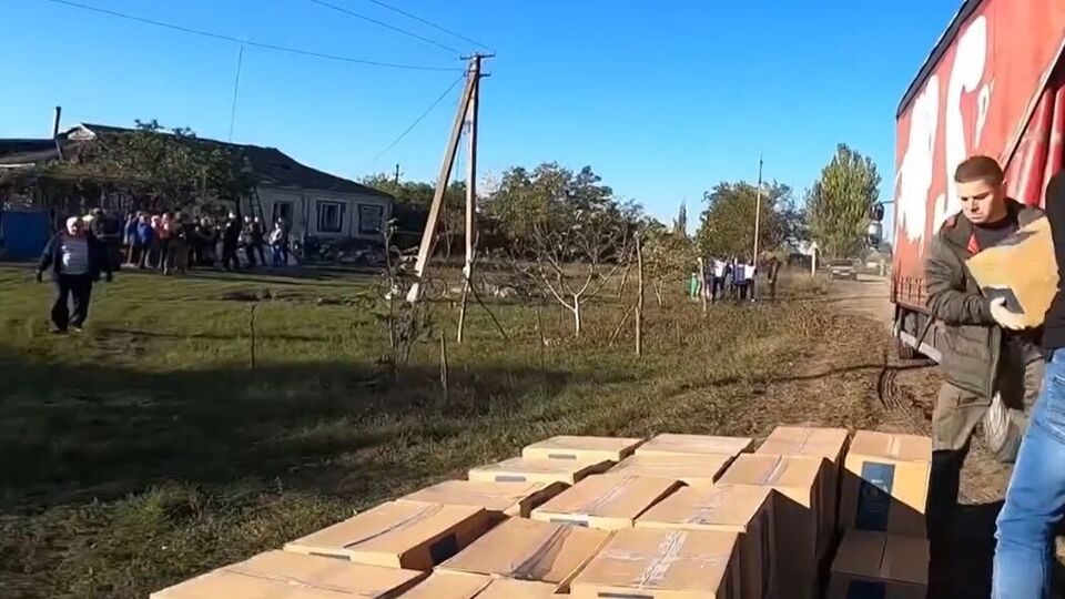 До Шевченківки Херсонської області привезли гуманітарну допомогу, зазначили в ОВА