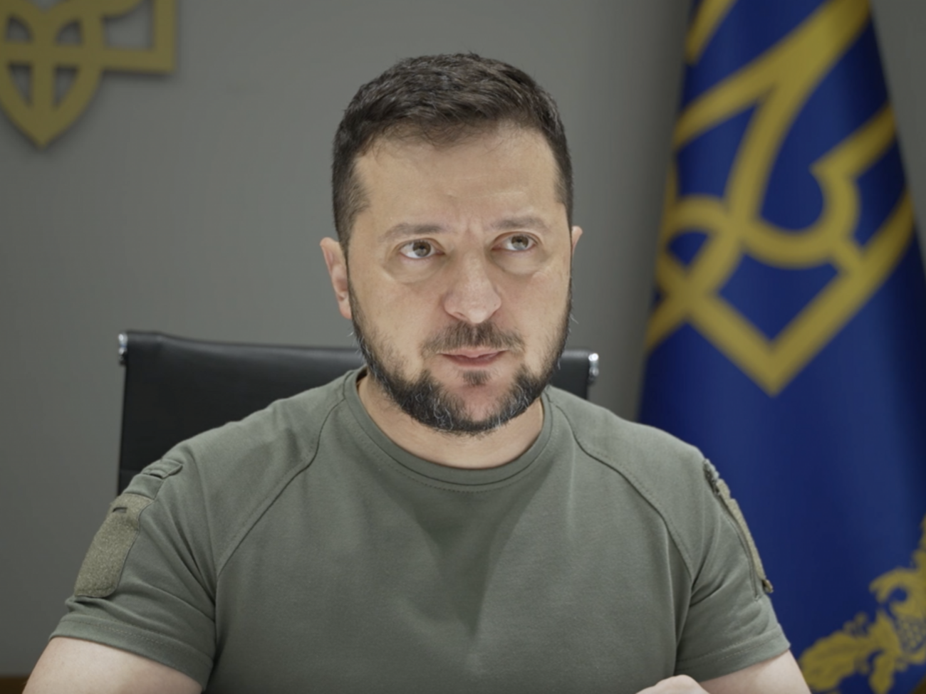 Если оккупанты убегут, это будет "лучший вариант для них", отметил Зеленский