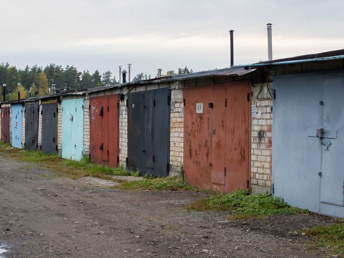 За даними Генштабу ЗСУ, окупанти обшукують гаражі під виглядом "боротьби з партизанами"