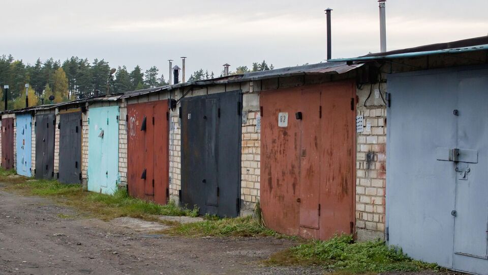 За даними Генштабу ЗСУ, окупанти обшукують гаражі під виглядом "боротьби з партизанами"