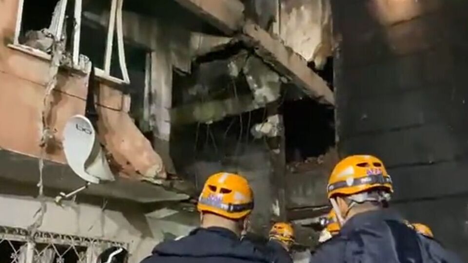 Взрыв произошел в трехэтажном здании