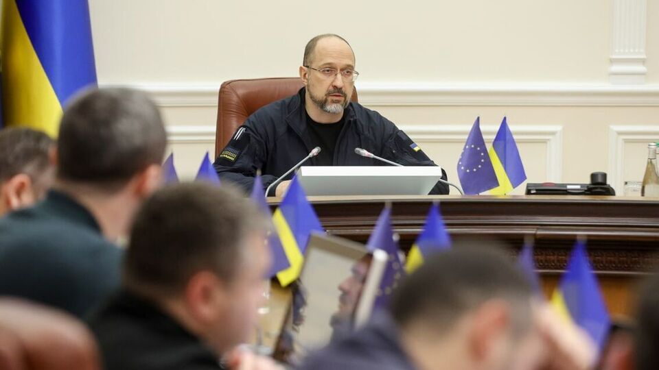 Україна сподівається на прискорення постачання обіцяних їй систем ППО для захисту всіх енергооб'єктів від атак окупантів, зазначив Шмигаль