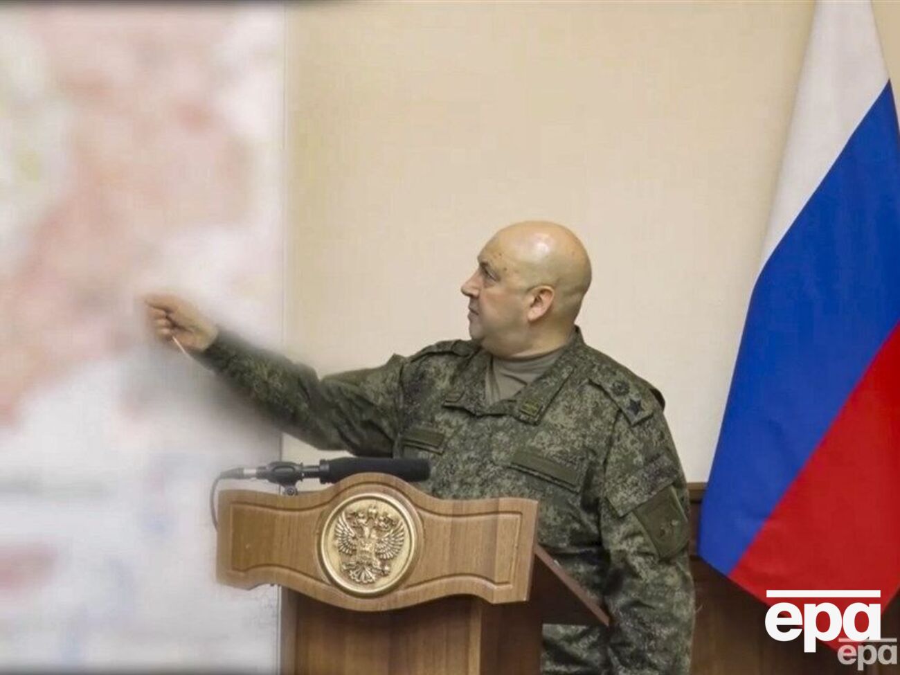 Суровикин заявил о необходимости отвести оккупантов за Днепр для снижения потерь&nbsp;&ndash; но они могут вырасти при переправе, допускают в британской разведке