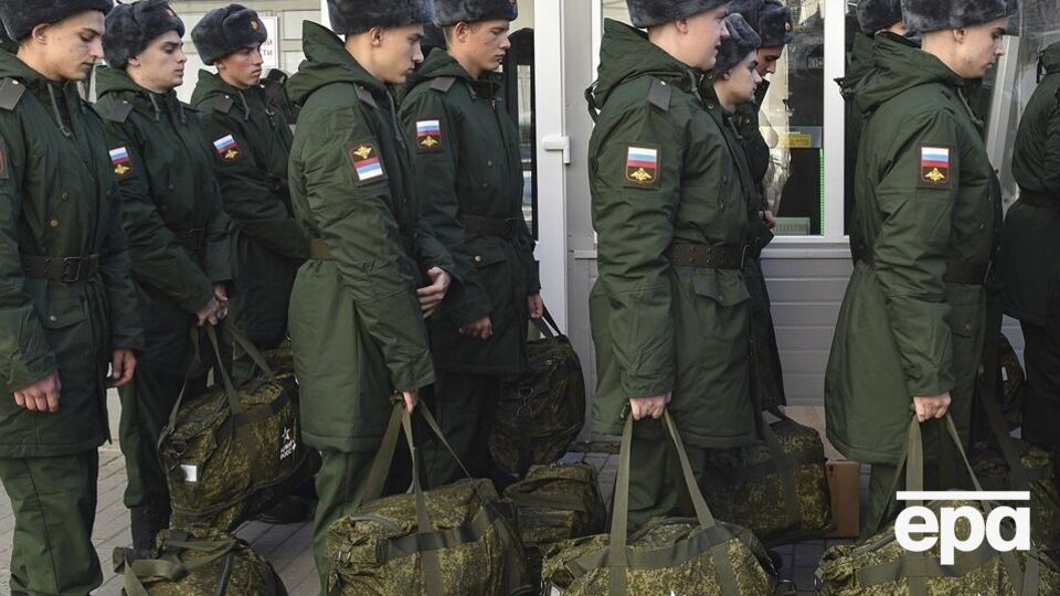 За словами Сергія Хланя, окупанти в Каховці Херсонської області базувалися на станції переливання крові