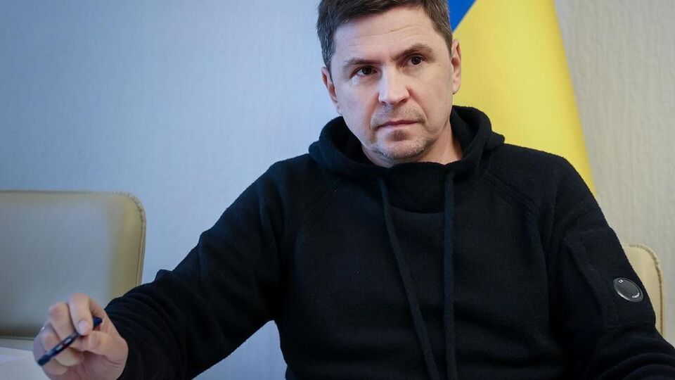 Подоляк заявив про тотальне мінування Херсона окупантами