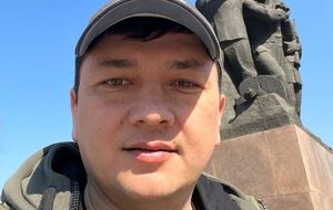 Ким: Продолжаем молчать, потому что это дело военных