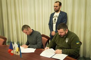 В минобороны Чехии пообещали стать "надежным промышленным тылом для украинской обороны"