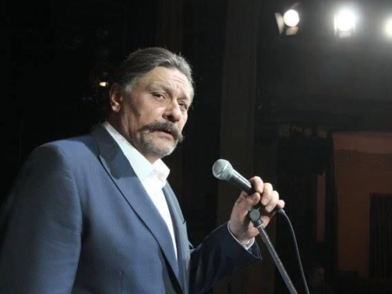 Назаров пишет басни на злобу дня