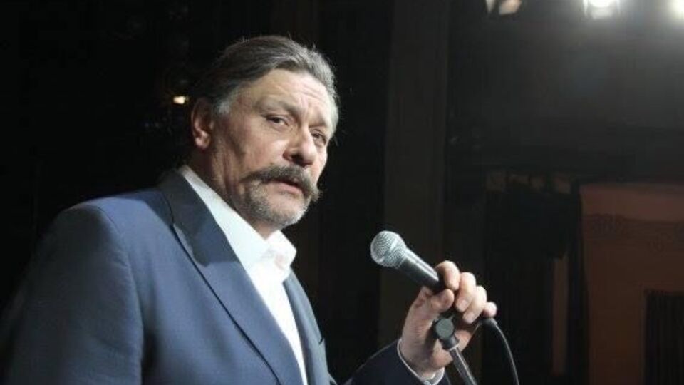 Назаров пише байки на злобу дня