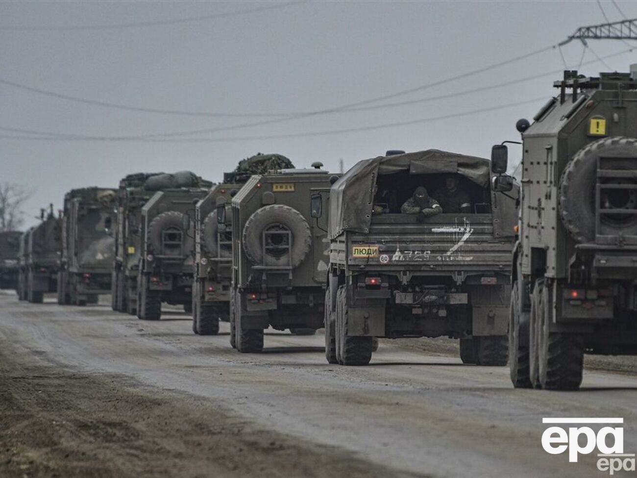 Унаслідок деокупації Херсона три важливі дороги із Криму опиняться в межах досяжності для озброєння ЗСУ, зазначили ЗМІ