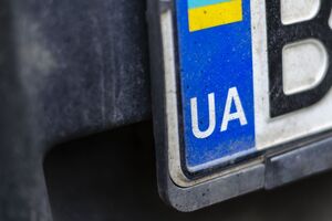 Російські окупанти посилили перевірки автомобілів у Запорізькій області й чіпляються до номерів з українською символікою