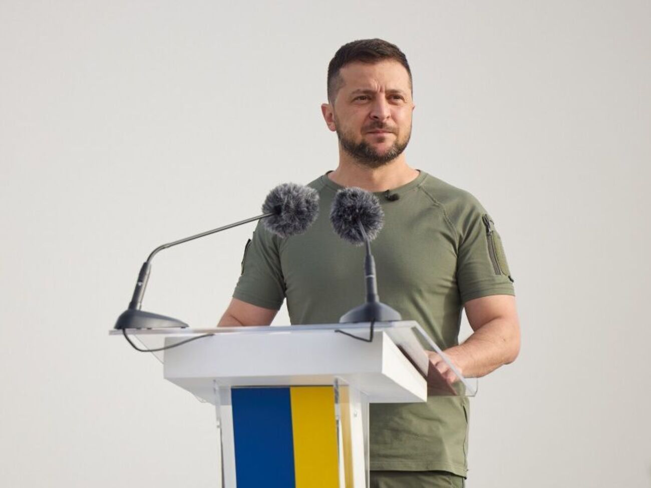 Зеленский отметил, что кроме ультиматумов, "ничего не слышал от действующего президента РФ"