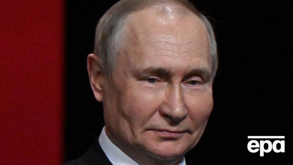 Родичі мобілізованих поскаржилися Путіну, що "останній приїзд представника губернатора запам'ятався військовослужбовцям урочистим роздаванням іконок та побажанням успіхів"