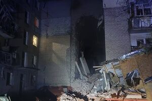 Унаслідок атаки противника двоє людей дістали поранення