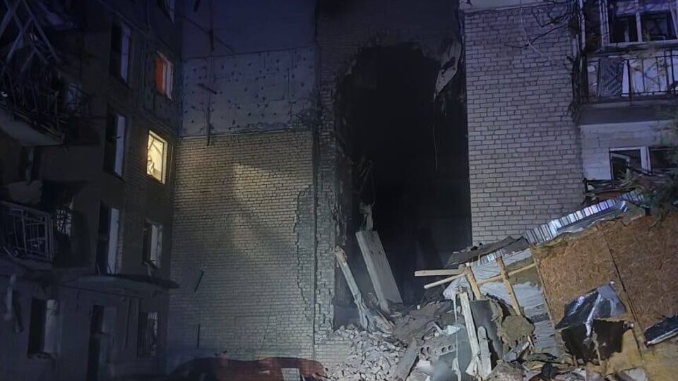 Унаслідок атаки противника двоє людей дістали поранення