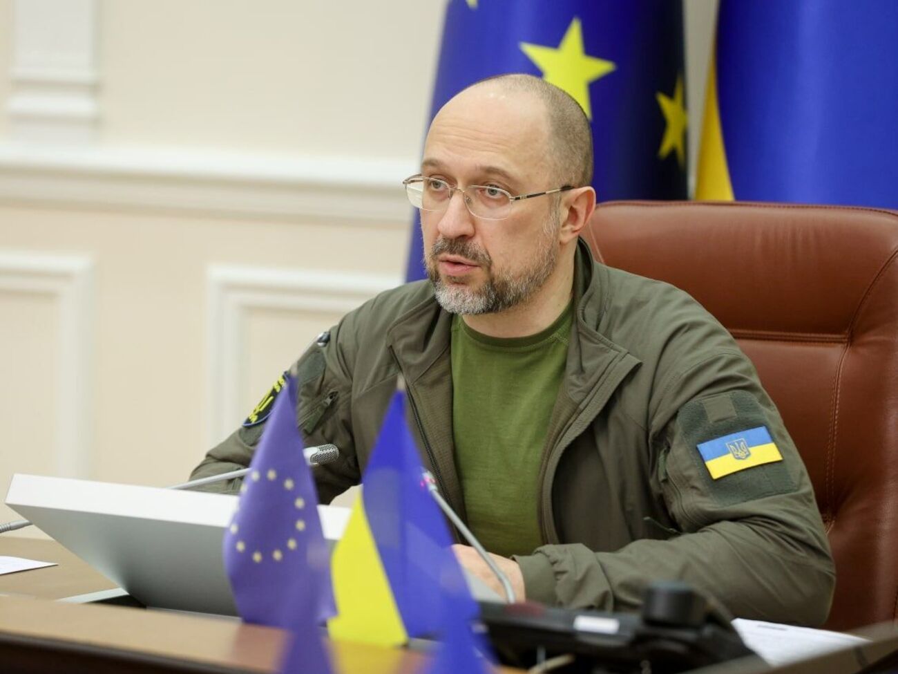 Украинцам нужно быть готовыми к разным сценариям и даже чрезвычайным ситуациям из-за атак РФ, отметил Шмыгаль
