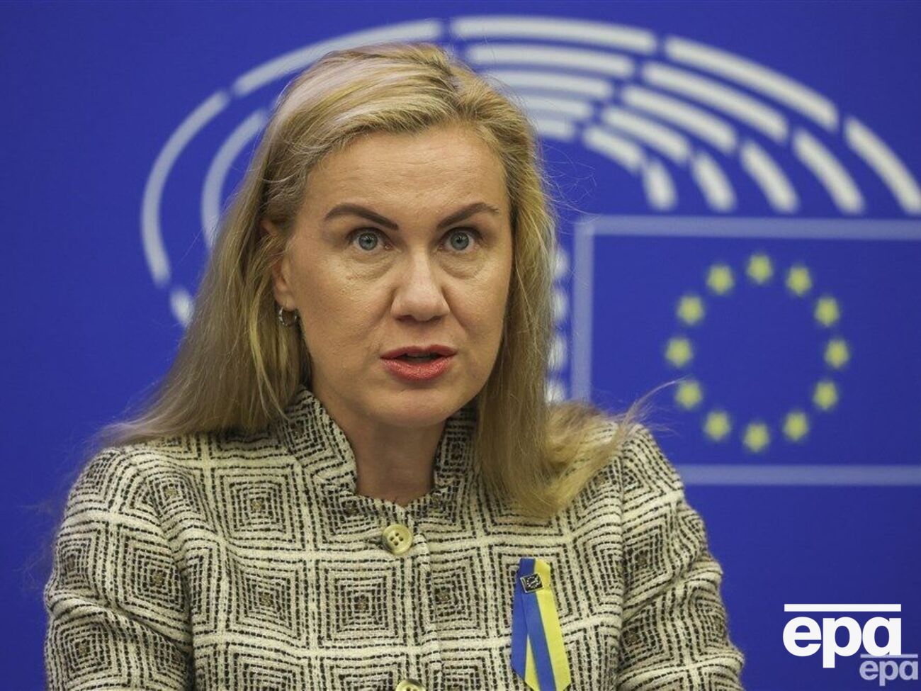 Симсон отметила, что первые трансформаторы уже на пути в Украину