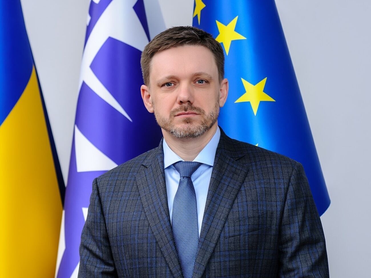 Мецгера звільнили з "Укрексімбанку" після скандалу з нападом на журналістів