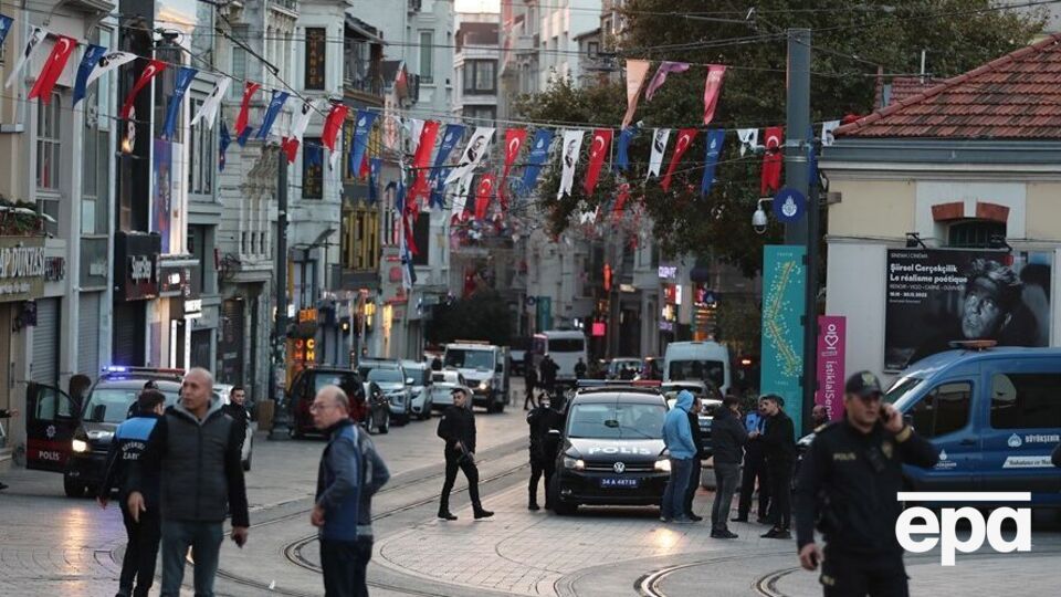 Взрыв произошел на популярной туристической улице